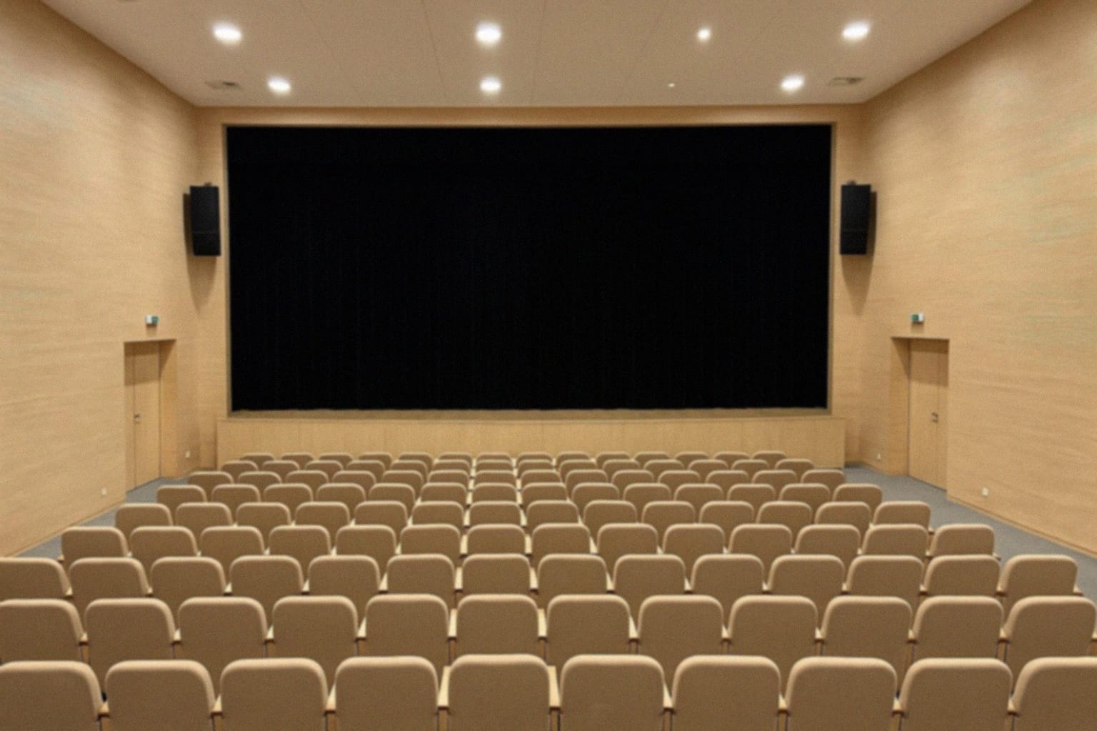 Benefis Profesora Jana Chmury – Uznanie dla Wybitnego Wykładowcy i Sportowca